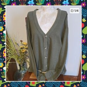 Nwt Olive Women's Cardigan Size 22